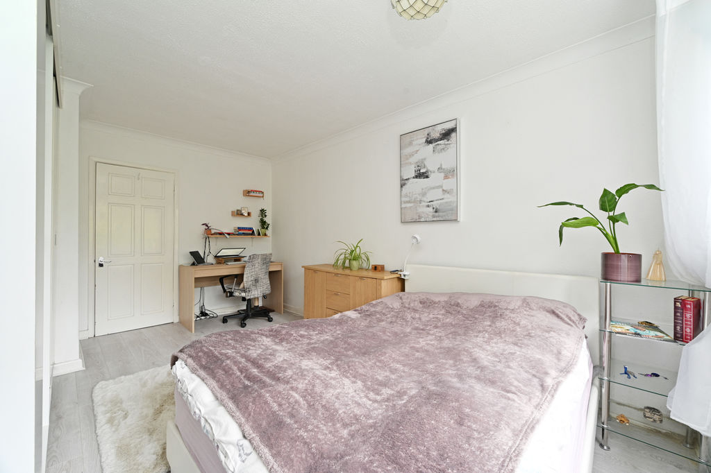Oakburn Court Broomhall Road